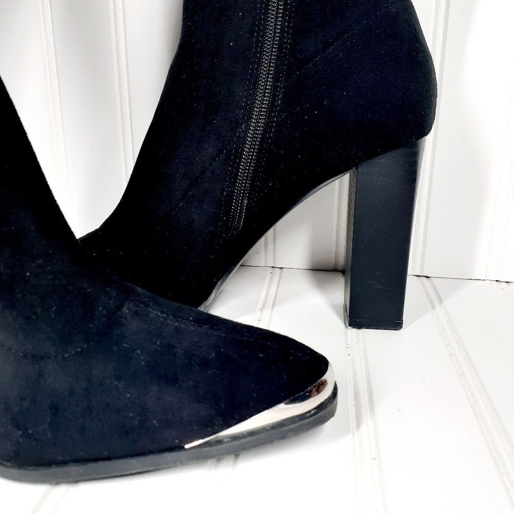 Forever 21 Faux Suede Metal-Toe Booties E311 - Picture 8 of 14